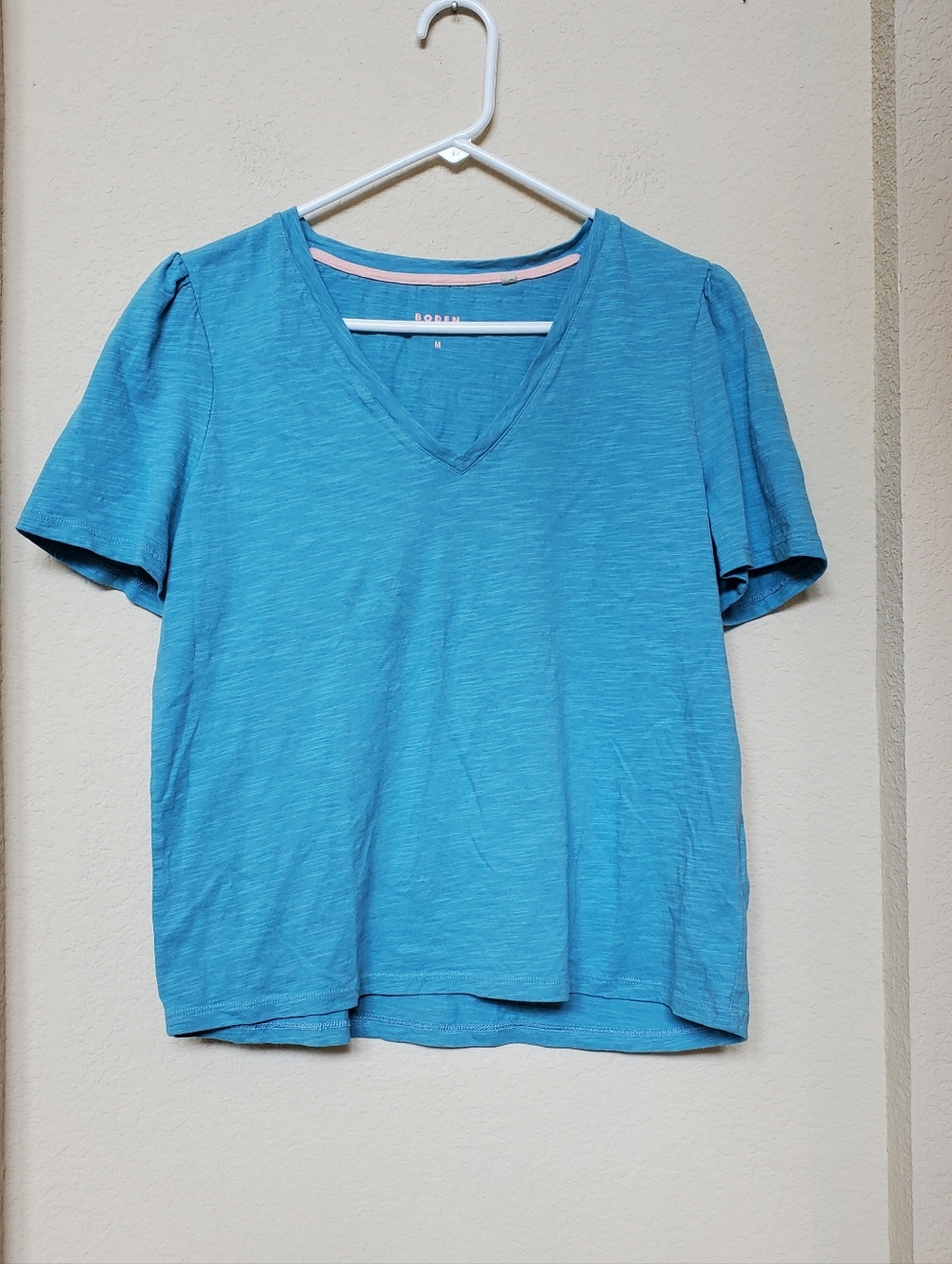 Boden Blue V-Neck Short Sleeve Tee.  Size Medium